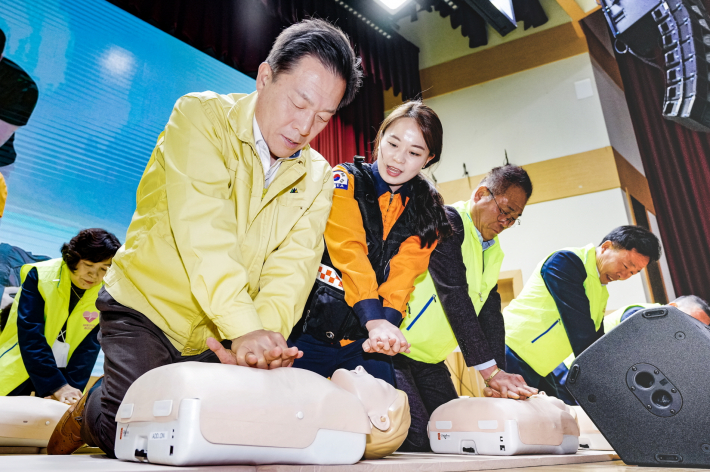 수원시, 새빛안전지킴이 교육 사진