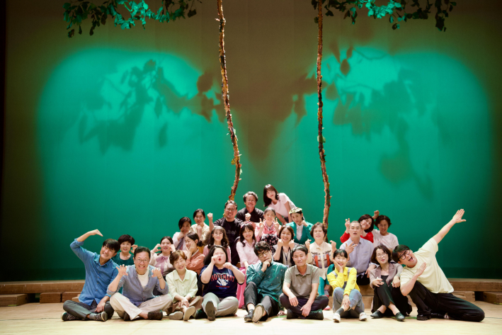 영통시민뮤지컬 단체사진