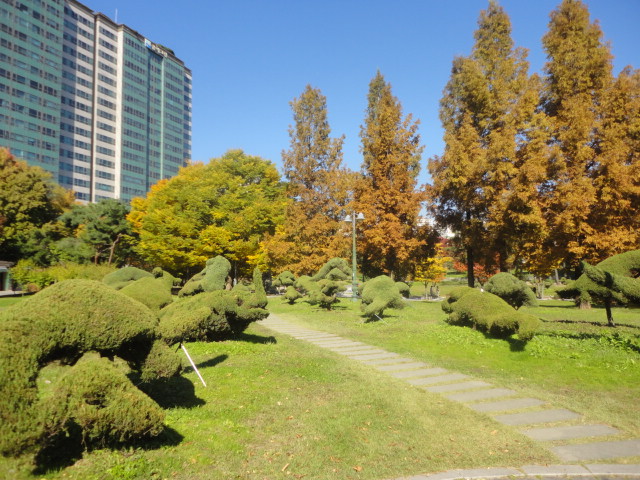 효원공원에 각종 동물모양의 토피어리원