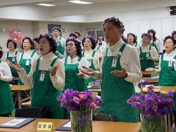  호스피스 자원봉사자 교육 현장(59회 호스피스 전문자원봉사자 수료식)