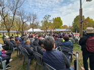 멋진 맨발길 준공에 시민들은 잔치분위기
