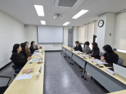 사진)수원시가 ‘경기도·경기복지재단 찾아가는 맞춤형 돌봄통합지원 컨설팅’에 참여하고 있다.    