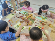 지난 14일, 호매실동 새마을문고에서 ‘동화구연 책놀이 수업’을 실시했다.