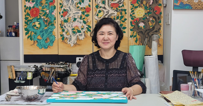 김순옥 작가 작업 모습
