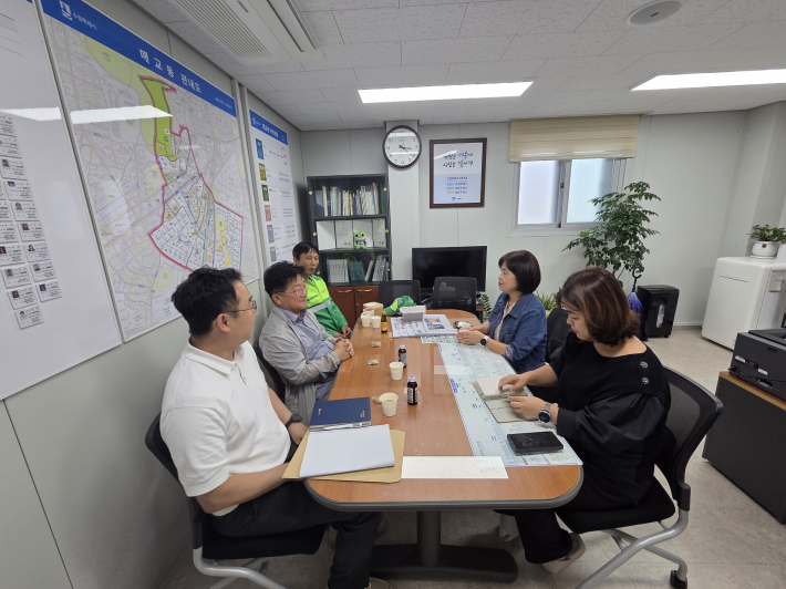 매교동 행정복지센터에서 생활폐기물 수거업체(대일실업)와 간담회 실시
