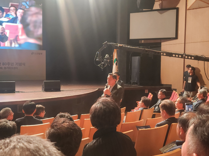 축사를 전하는 이재준 수원특례시장