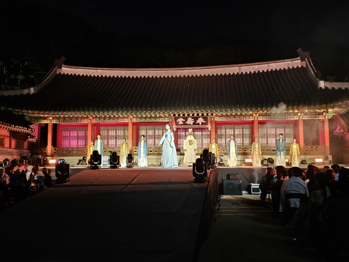 진찬 기억의 향연이 펼쳐지는 봉수당