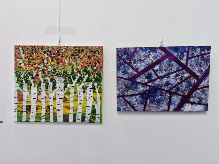 「다름을 품다」 전시에 선보인 작품들