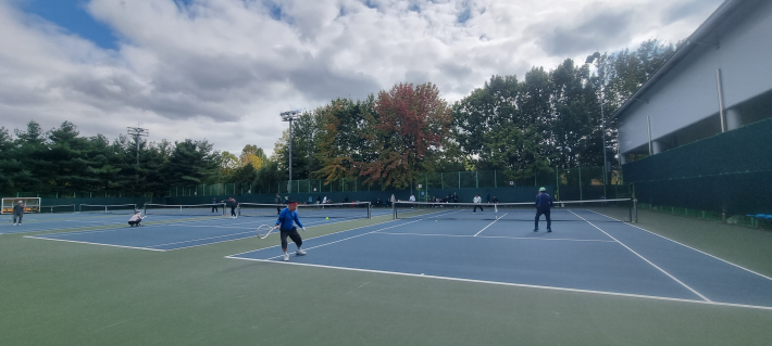 70세부 경기가 열리는 B코트에 긴장감이 감돈다.