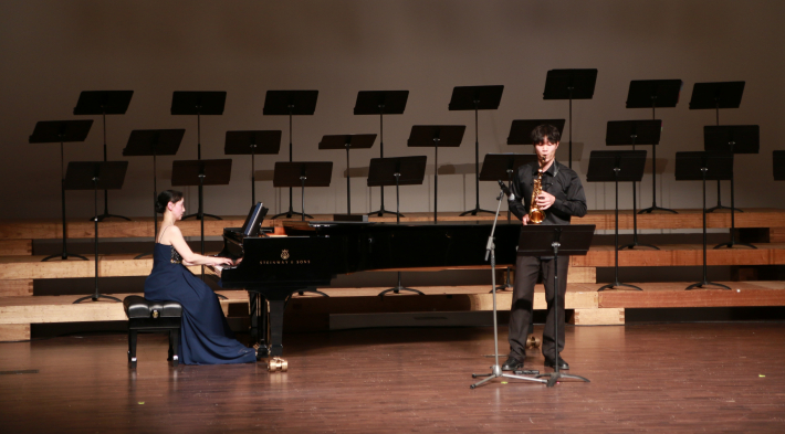 세계 무대 석권을 꿈꾸는 색소포니스트 윤예찬의 연주