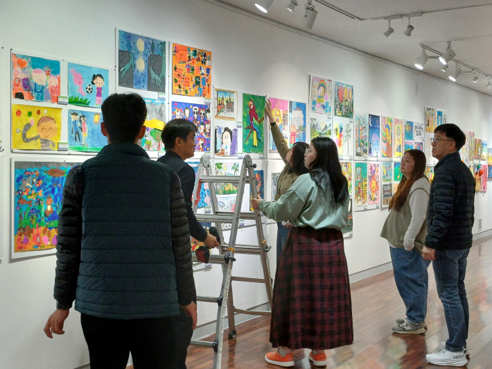 그림 동산을 만드는 사람들