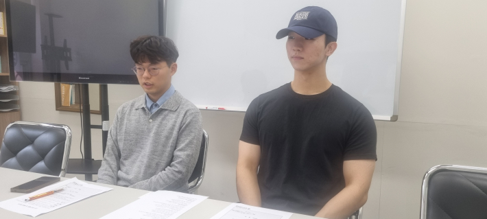 세대 공감 인터뷰에 응한 대학생 후배 시민