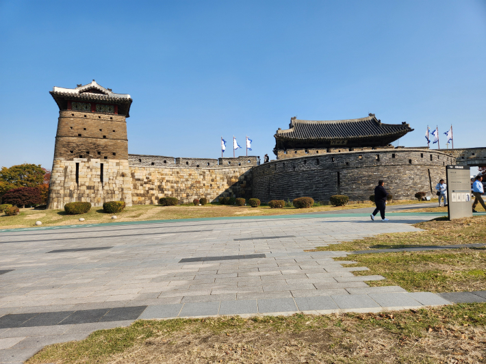 수원화성 화서문과 서북공심돈