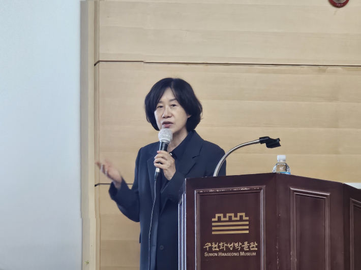 성균관대교수 고연희 강사