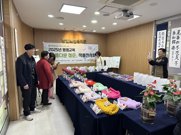 자연 예 비누 조각작품 전시 전경