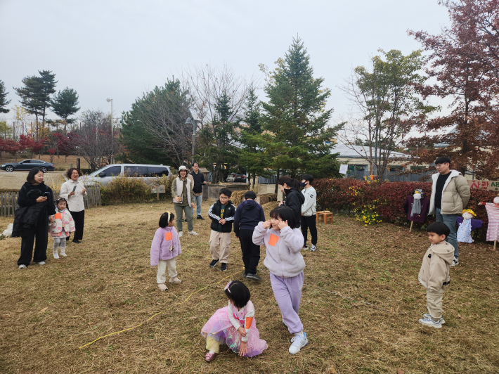 술래 피해 도망다니기