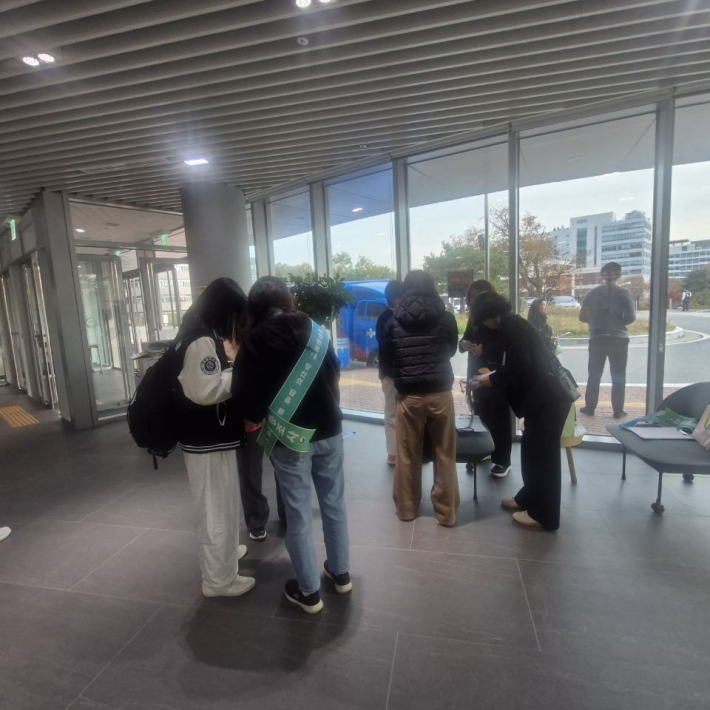 아주대 기숙사 학생 대상 인구주택총조사 참여독려