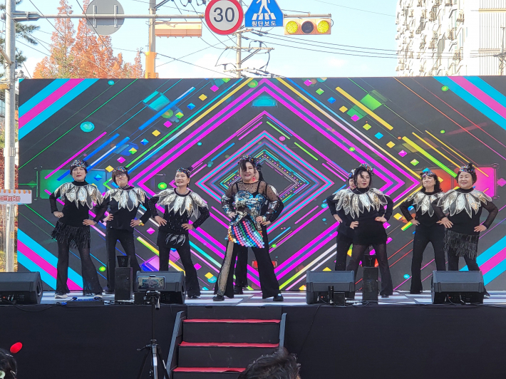 지역주민이 참여한 '사전공연'