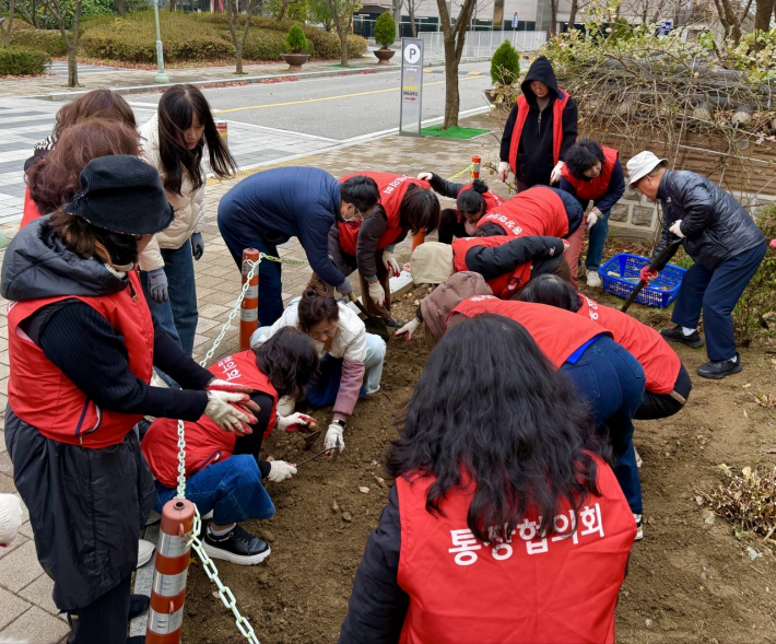 손바닥정원 '조2(JOY), 영(永)' - 겨울철 대비 유지관리    