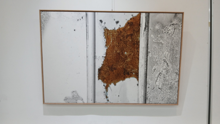 이영섭 작가의 '소여물먹는 형상'사진작품