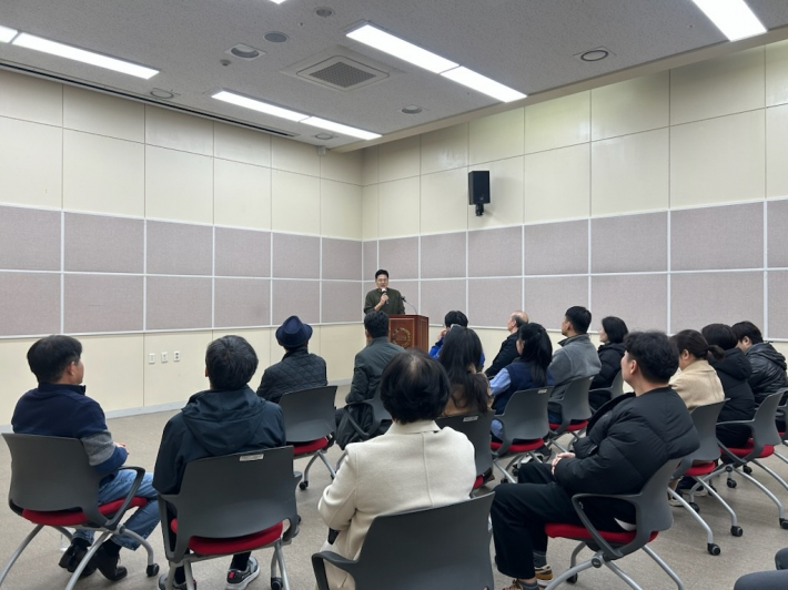 회의 중 선배님의 주제발언