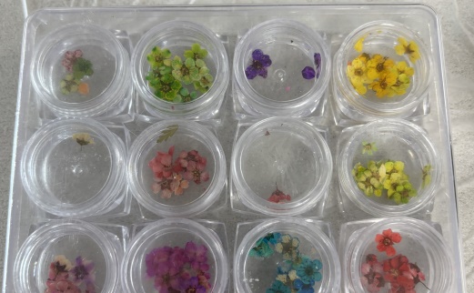 레진아트 재료인 압화