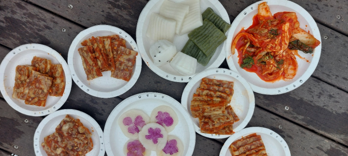 칠사모 회원들이 정성껏 준비한 봄상차림