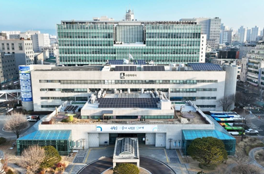 수원특례시가 관내 청소년부모를 발굴하고 아동양육비 지원사업 연계에 나섰다.