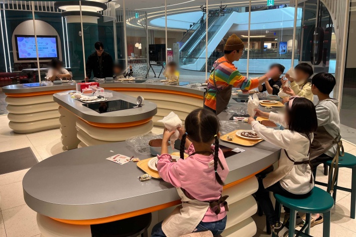 수원시 장안구 정자2동, 스타필드와 함께'우리동네 나눔클래스' 케이크·과자집 만들기