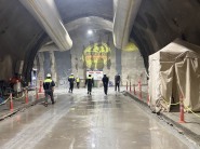 민관 합동 점검반이 해빙기 대비 철도 공사현장 특별 안점점검을 하고 있다.     