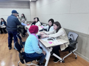 재활용품수집노인 혈당. 혈압 체크사진