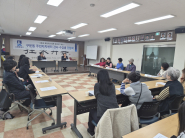구운동 주민자치센터 강사 및 수강생 간담회를 진행하고 있다.