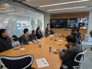 수원특례시가 ‘2026 수출결제 간소화 워크숍’을 개최하고 있다.     