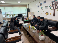 간담회 사진