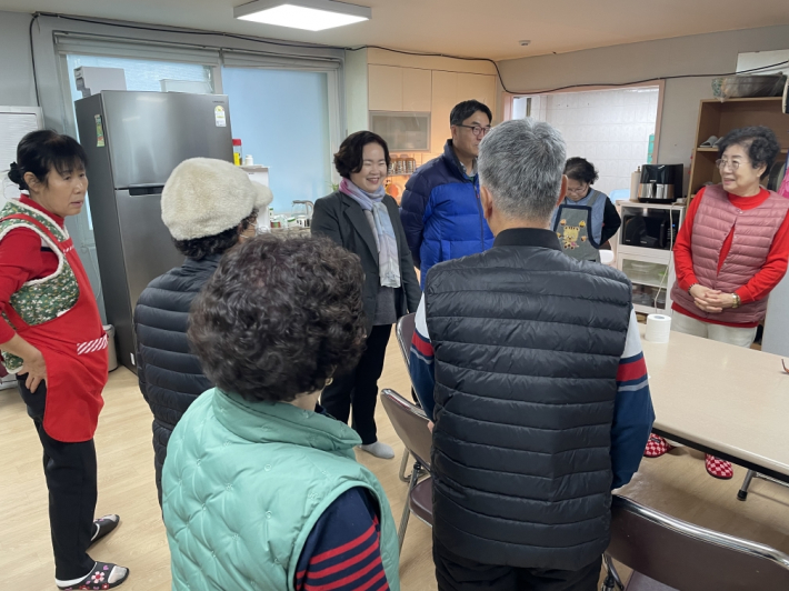 권선2동, 새해맞이 경로당 순회방문