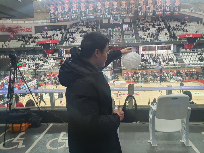 2026 소원등 만들기, 팬들의 새해 소원이 담긴 소원등이 아레나에 주렁주렁 걸려있었다.