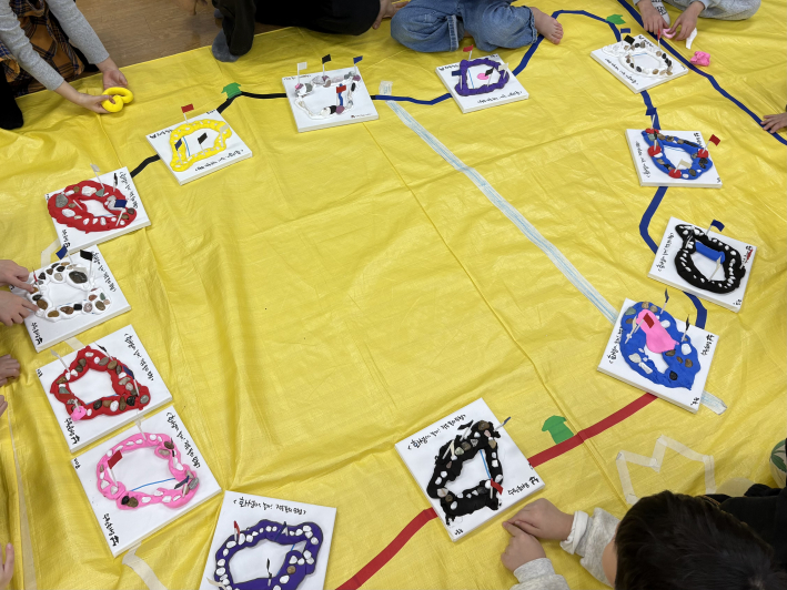 아이들이 완성한 '나만의 수원 화성' 작품