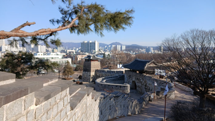 화서문과 서북공심동