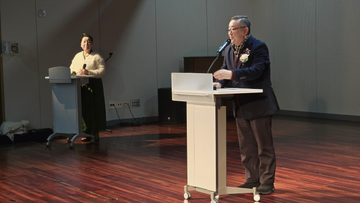 오현규 수원예총 회장은 축사를 전하고 있다.