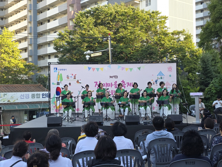 우만2동 주민들은 장미마을 축제를 활성화할 계획이다.