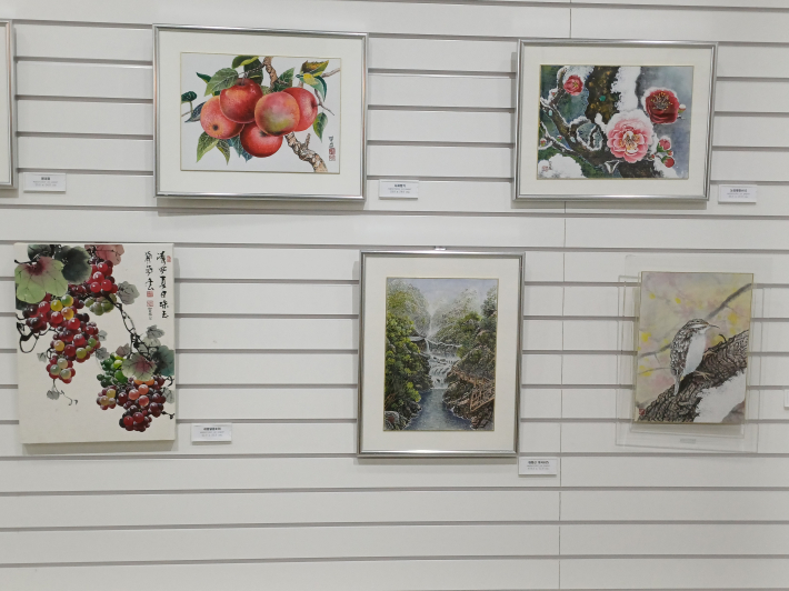 책상위에 걸어 두면 좋은 그림(포도, 사과, 매화, 딱따구리)