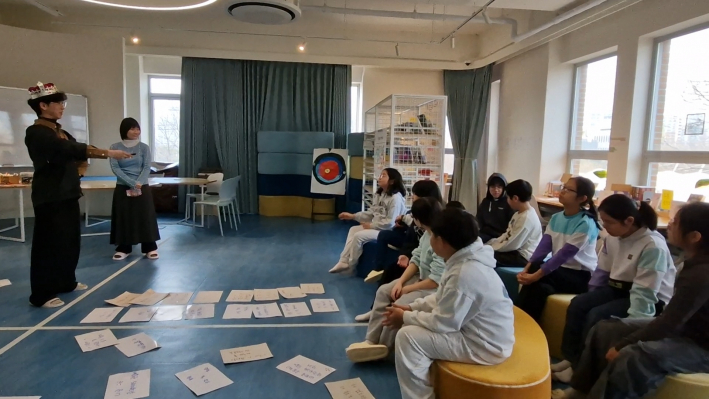 역할 정하기 에서 선플 요정 악플 요정을 그리고 방문자를 정한다