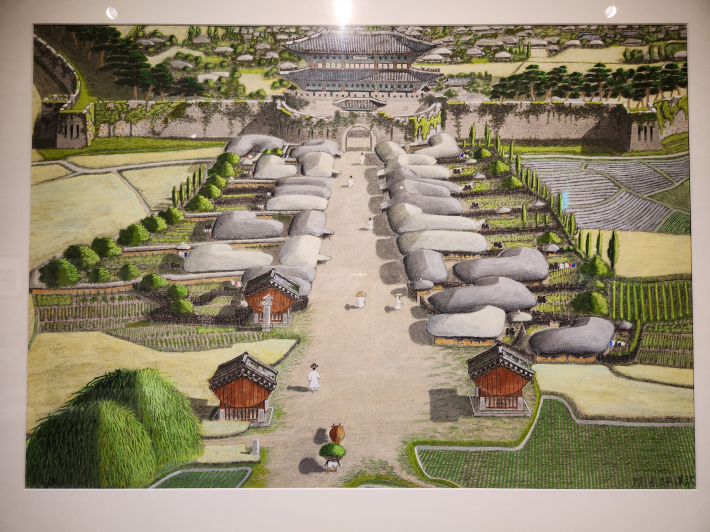 수원화성박물관에서 열리는 '윤한흠 그림으로 본 정조의 수원화성 행차길'이라는 틈새 전시회, 장안문 밖 마을과 비각