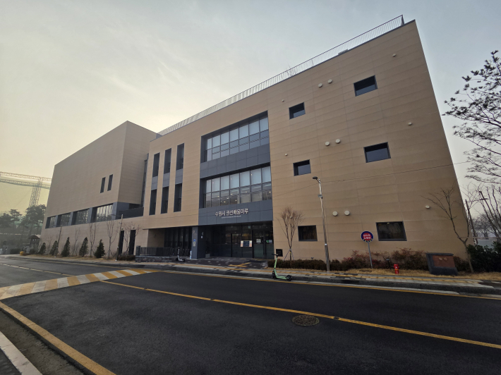 수원시 권선구에 위치한 생활체육·문화복합시설 '권선배움마루'전경