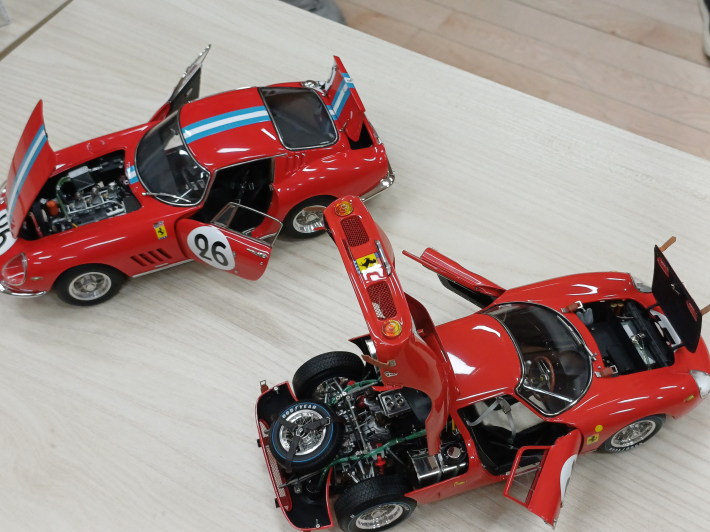 모형 스포츠카 가격이 120만 원 상당의 모형 차 