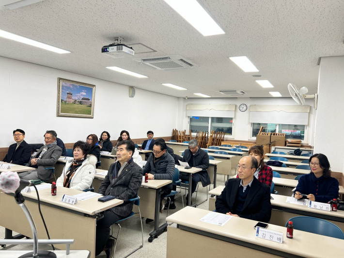 정자3동 주민자치회는 정자3동 행정복지센터 2층 교양교실에서 2026년 2월 정기회의를 개최했다.