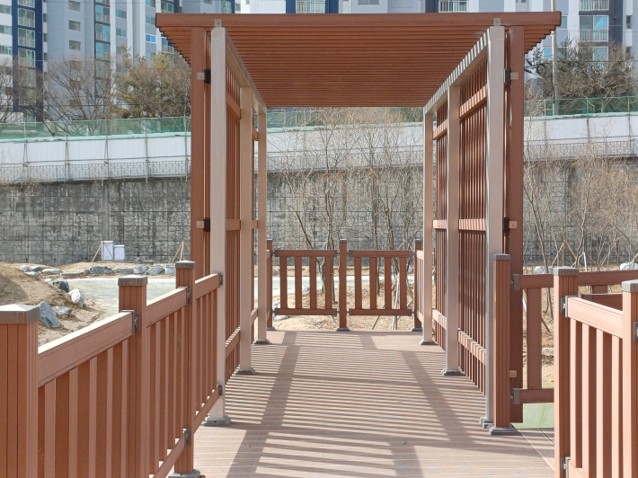 생태마당의 관망대 전경