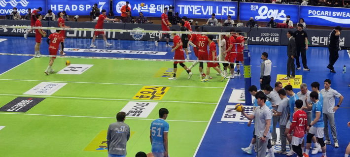 세트 당 두 번 할 수 있는 작전 타임