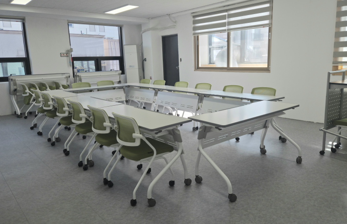 육아공동체 4가족이 모여서 활동할 공간