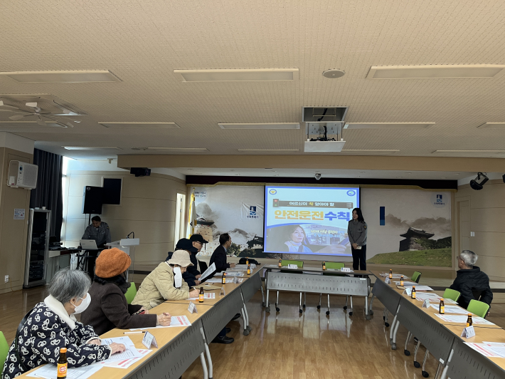 권선구, 권선경찰서와 찾아가는 경로당 안전교육 실시